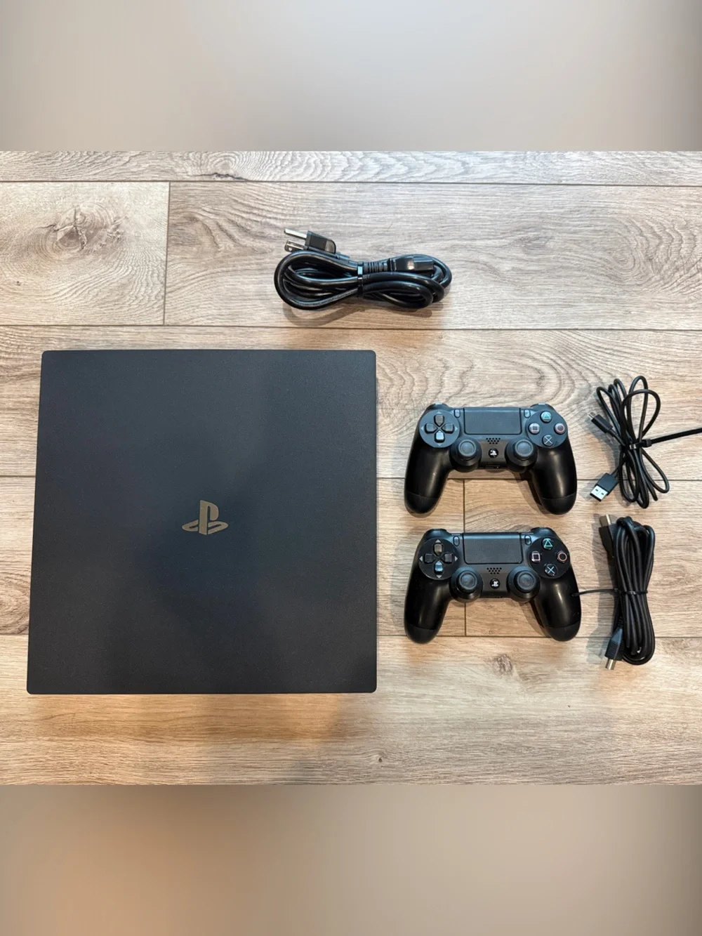 PS4 Pro Console Bundle (1TB *SSD*)